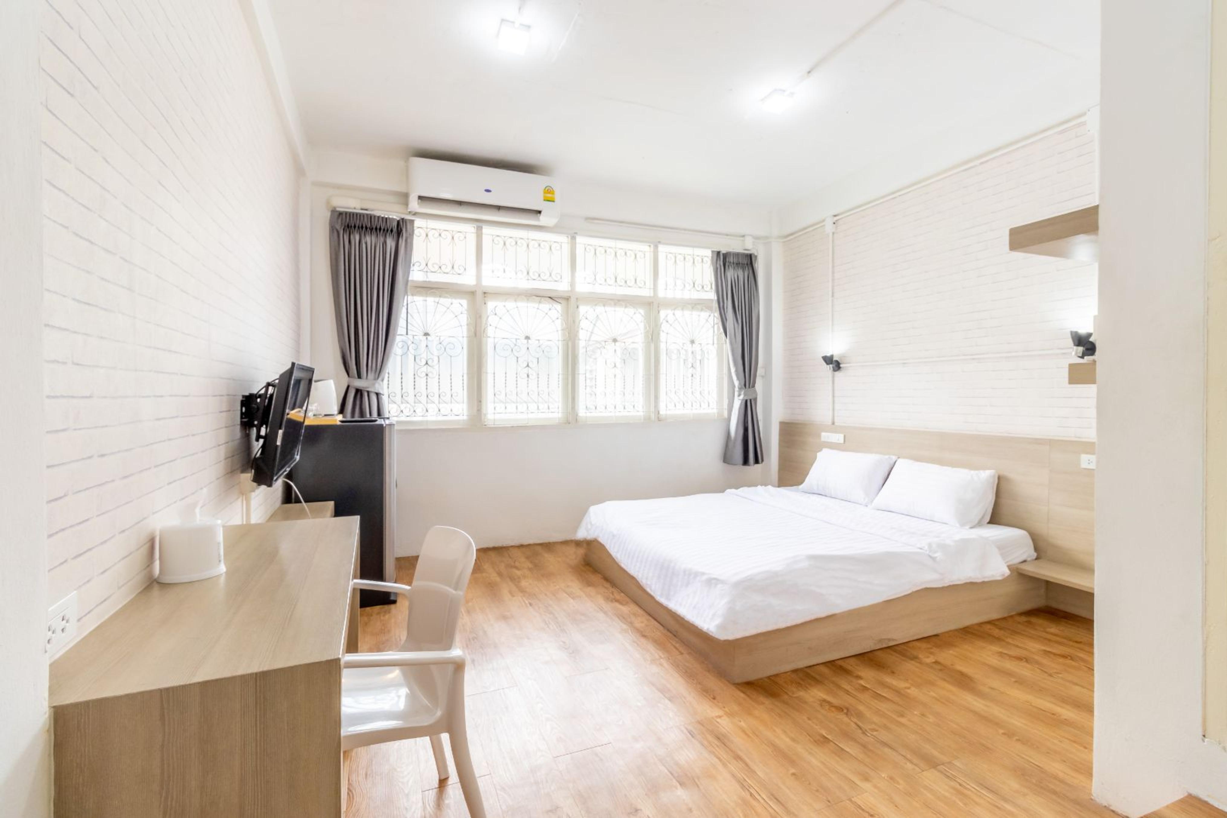 Ze Residence Bang Aor Station Bangkok Luaran gambar
