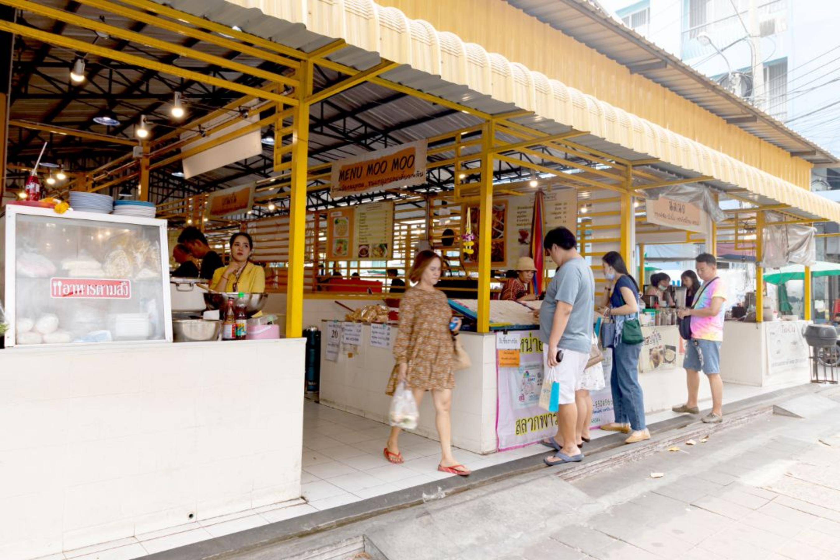 Ze Residence Bang Aor Station Bangkok Luaran gambar